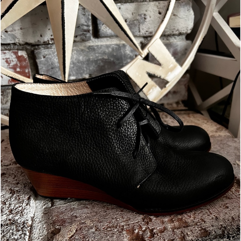New with out tags size 36 Elk woman’s dress shoes